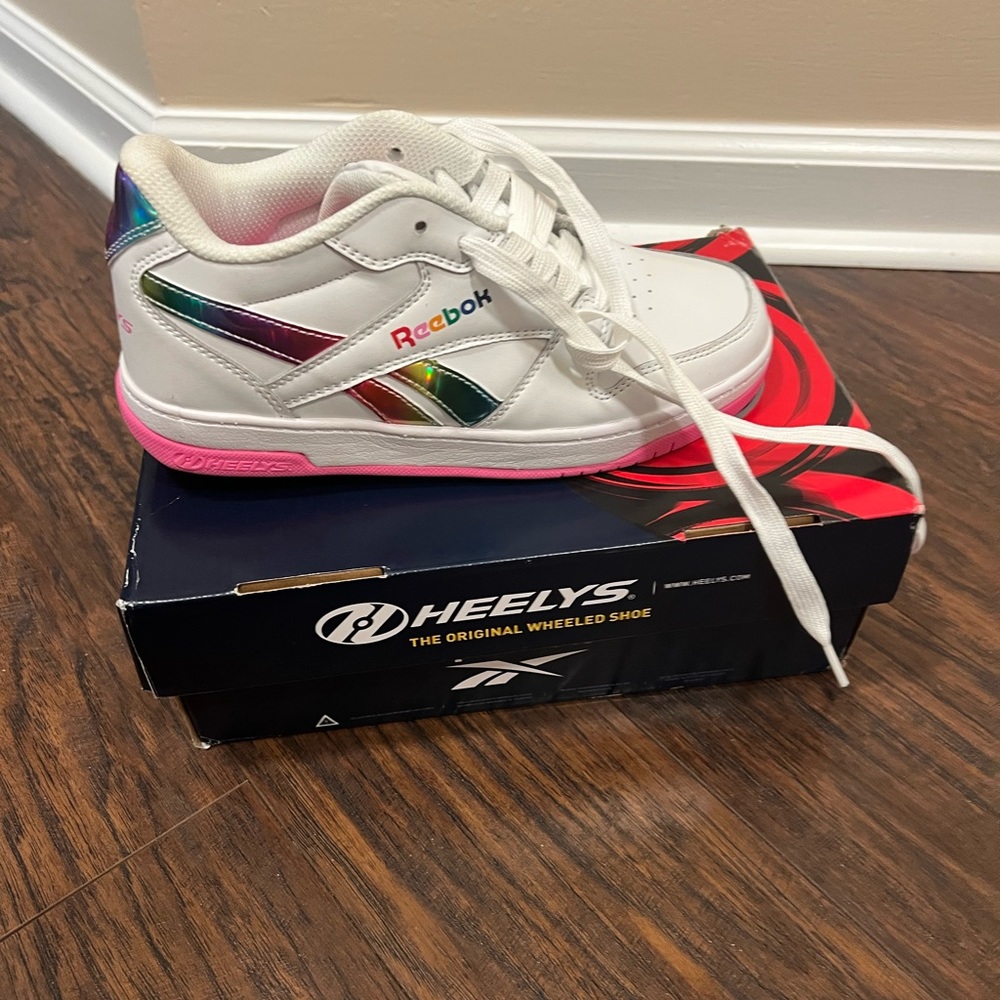 COPY - Girl’s Reebok Heely’s